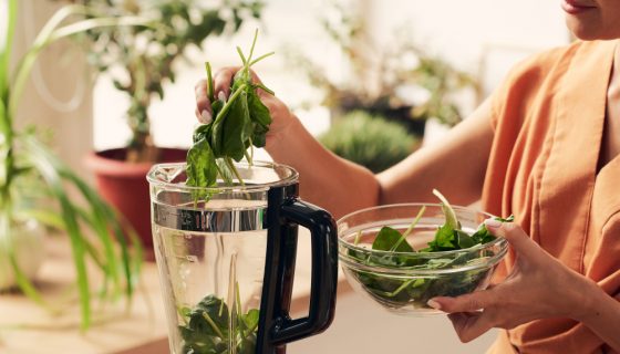 Préparation solution détox au mixeur