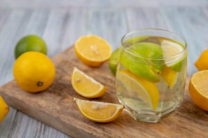 Eau avec du citron