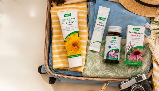 Que mettre dans sa trousse santé naturelle pour les vacances ? Les indispensables de l&rsquo;été